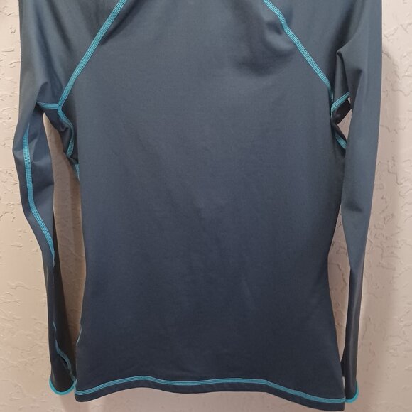 Nike Pro Women’s Medium Dri-Fit Running Top – Gray with Teal Accents - Picture 6 of 16